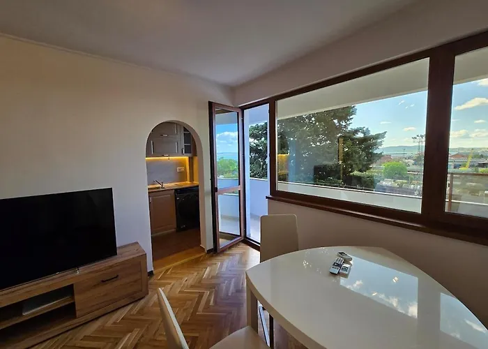 アパート Super Lovely